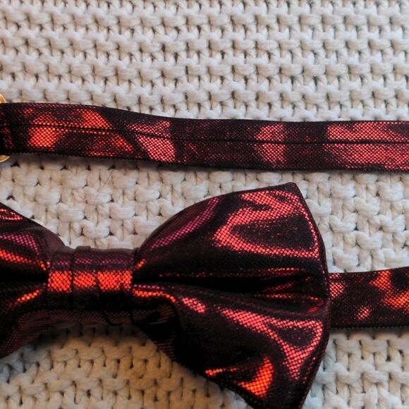 Festive Suspenders and matching bowties - Picture 9 of 9